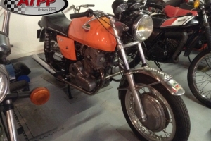 LAVERDA 750SF